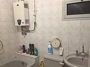 Apartments For sale in Mansheyat El Tahrir, Ain Shams, 90 sqm