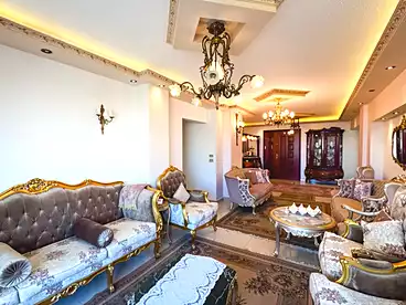 عقارات للبيع في كامب شيزار، الاسكندرية، 180 متر
