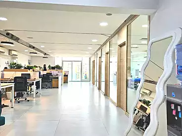 Offices For rent in El Lasilki St., New Maadi, 300 sqm