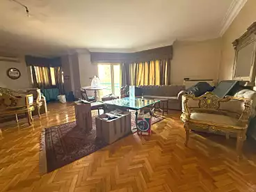 Apartments For sale in Mohammed El Maqref St., 6th Zone, 180 sqm