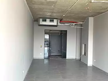 Administrative For rent in Southern 90th St., 90th Street, 70 sqm