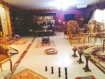 شقق للبيع في شارع طه حسين، النزهة، 300 متر