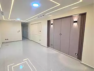 Apartments For sale in Gamal Abd El Nasir St, Sidi Beshr Bahri, 140 sqm
