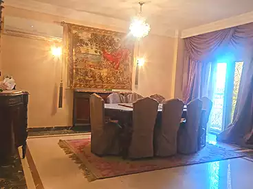 Apartments For sale in El Tahrir St., East of Academy, 200 sqm