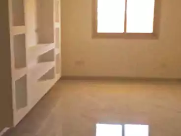 شقق للبيع في الحي الخامس، الشيخ زايد، 210 متر