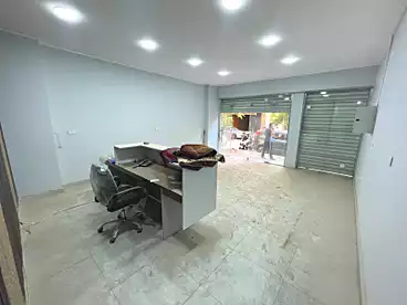 إداري للإيجار في شارع لبنان، المهندسين، 220 متر