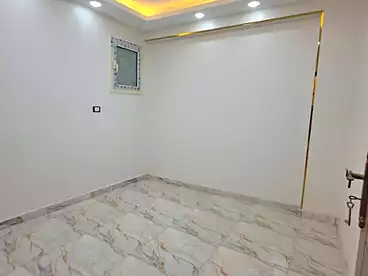 شقق للبيع في شارع 27، النزهة 2، 130 متر