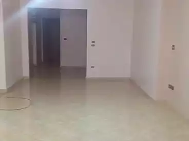 Apartments For rent in Abou Quer St - El Horeya Rd, Ganaklis, 185 sqm