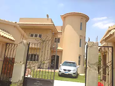 فلل للبيع في كمبوند أيفر جرين - بيراميدز، الشيخ زايد الجديدة، 230 متر