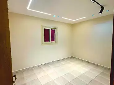 شقق للبيع في البيطاش، العجمي، 130 متر