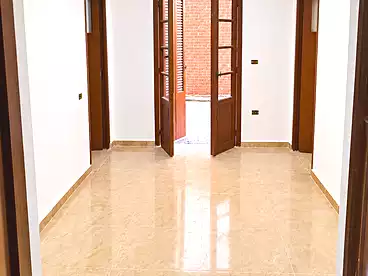 شقق للبيع في شارع شبرا، الساحل، 300 متر