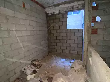 شقق للبيع في شارع خليل باللو، البيطاش، 100 متر