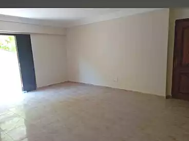 Apartments For rent in Street 27, Fifth Neighborhood, 200 sqm