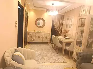 شقق للبيع في شارع ياقوت الحموي، شماعه، 90 متر