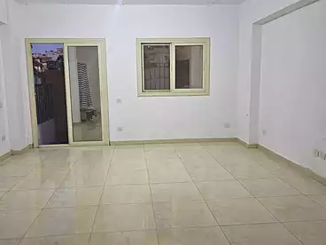 Residential For sale in Kaeb Ebn Malek St., El Narges 6, 200 sqm