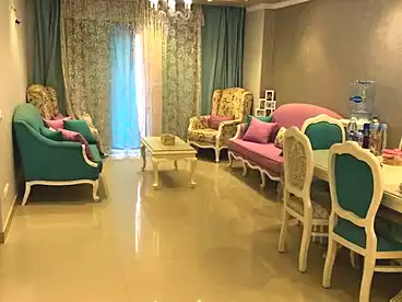 Apartments For sale in El Eshrein St, Faisal, 135 sqm