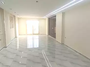 شقق للبيع في اللبيني، فيصل، 170 متر