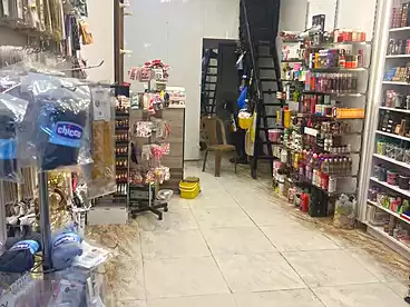 تجاري للبيع في ميامي، الاسكندرية، 30 متر