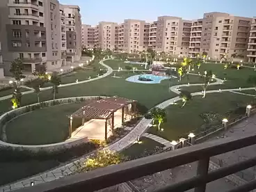 شقق للإيجار في كمبوند ذا سكوير - صبور، كمبوند بالتجمع الخامس، 185 متر