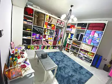 شقق للبيع في شارع الخمسين، النزهة 2، 160 متر