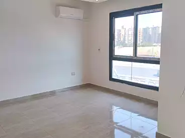Offices For rent in Rayhanah Plaza - Morshedy Group, Compounds in Maadi, 200 sqm