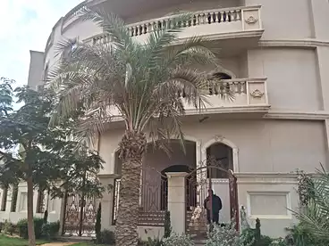 فيلا منفصلة للبيع في ابراهيم حمروش، شارع الشيخ، 1800 متر