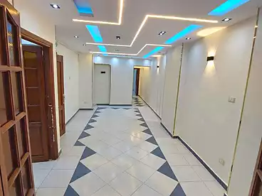 شقق للبيع في شارع محمود العيسوي، سيدي بشر بحري، 130 متر