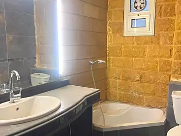 in El Yasmeen 8, El Yasmeen, 220 sqm