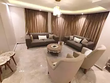 شقق فندقية للإيجار في شارع أحمد عرابي، المهندسين، 200 متر