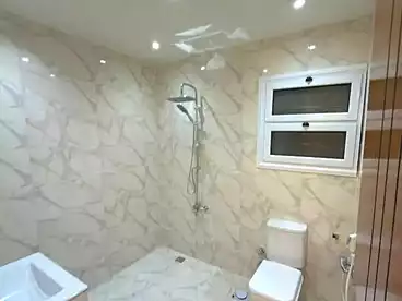 شقق للبيع في البيطاش، العجمي، 135 متر