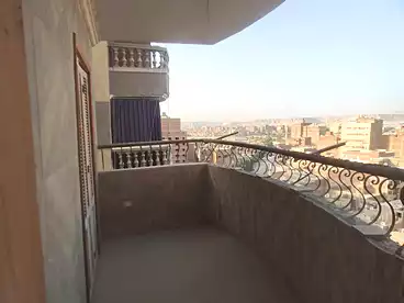 Apartments For sale in El-Khashab Canal, Hadayek Helwan, 160 sqm
