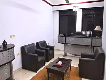 إداري للإيجار في العريش، الهرم، 140 متر