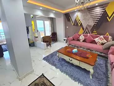 شقق مفروشة للإيجار في طريق الجيش، المندرة، 180 متر