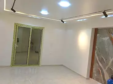 شقق للبيع في شارع المجزر الالي، اللبيني، 140 متر
