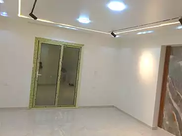 شقق للبيع في شارع المجزر الالي، اللبيني، 140 متر