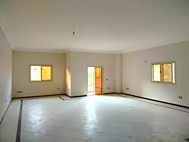 Apartments For rent in Street 1, First Neighborhood, 200 sqm