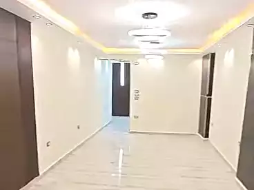 شقق للبيع في شارع الشيشيني، المريوطية، 180 متر