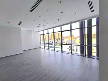 Administrative For rent in Northern 90th St., 90th Street, 160 sqm