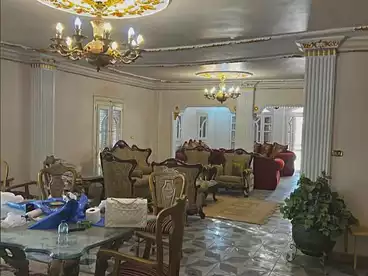 روف للبيع في شارع الملك فيصل، فيصل، 550 متر