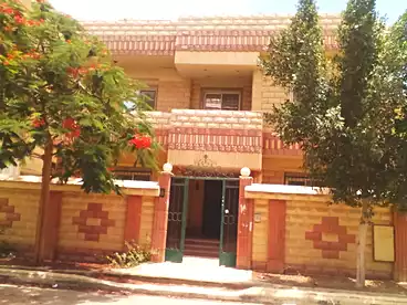 Villas For sale in Ali Ibn Abi Talib St, Neighborhood 7th, 410 sqm