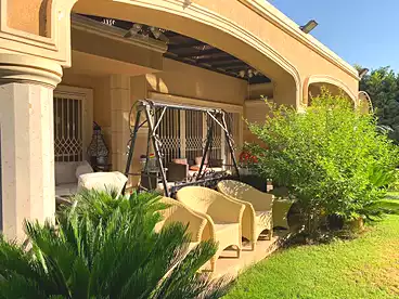 فلل للبيع في شارع الجزيرة، المستثمرين الجنوبية، 1150 متر
