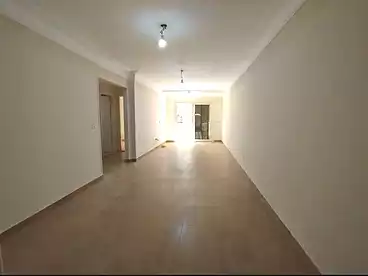 Apartments For rent in Abou Quer St - El Horeya Rd, Lauran, 125 sqm