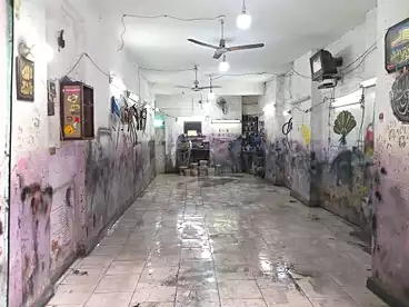 Shops For sale in El Sadaqa El Islameya Mosque St., Sidi Beshr Qebli, 60 sqm