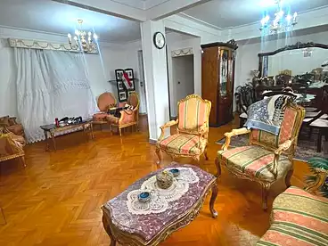 عقارات للبيع في شارع أبو قير - طريق الحرية، جناكليس، 215 متر