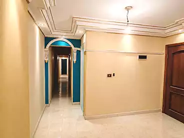 شقق للبيع في شارع بورسعيد، كامب شيزار، 175 متر