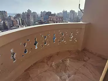 Apartments For sale in Ras Al Tin, Alexandria, 120 sqm