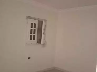 شقق للبيع في البيطاش، العجمي، 90 متر