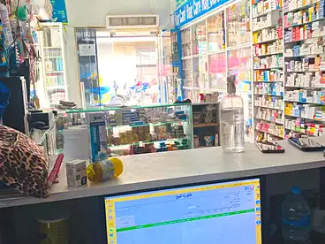 صيدليات للبيع في شارع التروللى، مدينة السلام، 40 متر