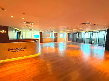 Offices For rent in Southern 90th St., 90th Street, 630 sqm