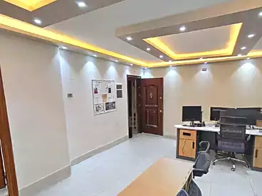 إداري للبيع في شارع جرين، محرم بك، 120 متر